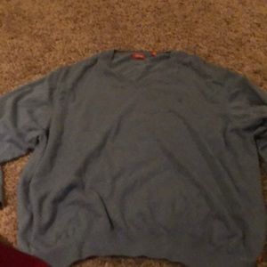 Izod sweater